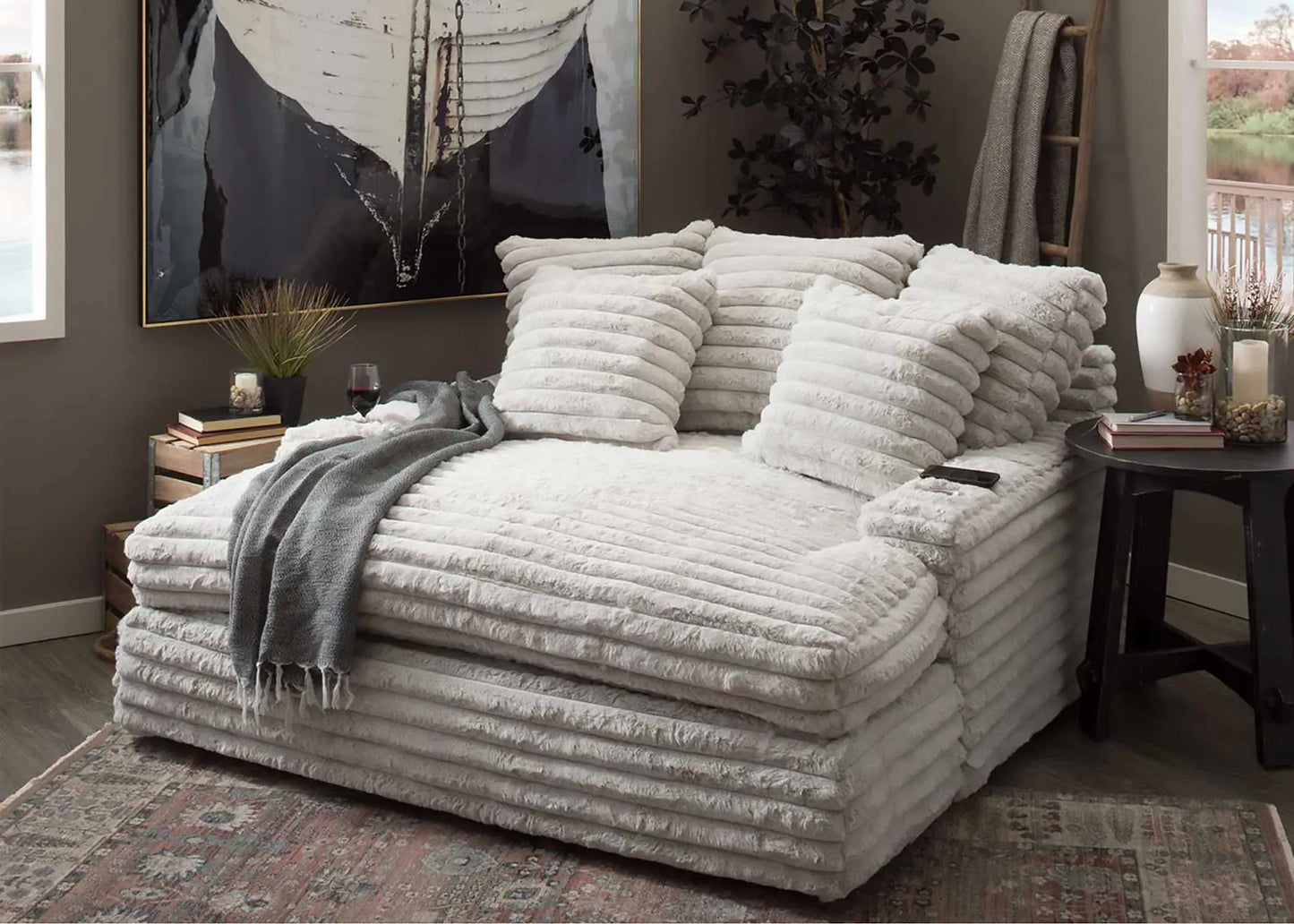 Comfy Upholstered Chaise Lounge